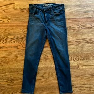 American Eagle High Rise Jegging